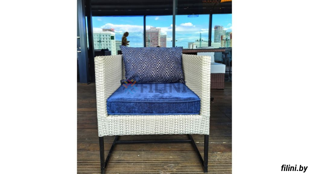 Плетеное кресло "Рубик". Садовое кресло из искусственного ротанга на металлическом каркасе, с подушками из водоотталкивающей ткани. Производитель ООО Фокси крафт Беларусь