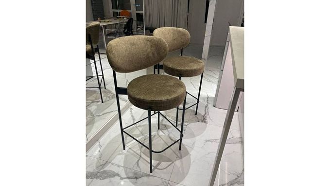 Стулья Ника - современные полубарные и барные стулья для кухни недорого, высота посадки от 64см. ФИЛИНИ МЕБЕЛЬ - изготовление мебели на заказ по индивидуальным размерам
